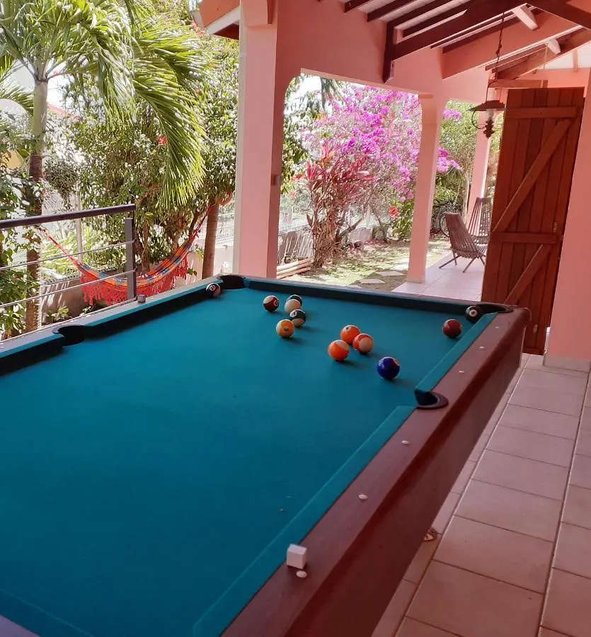 Martinique Hostel Sainte-Luce